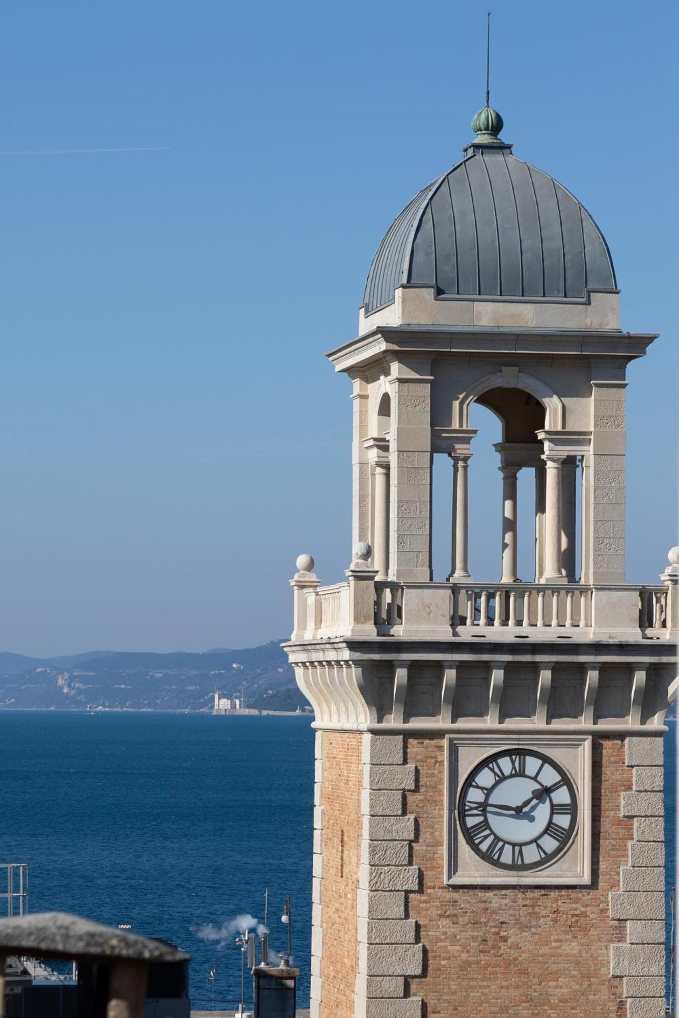 Apartament Mansarda Piazza Venezia Triest Zewnętrze zdjęcie
