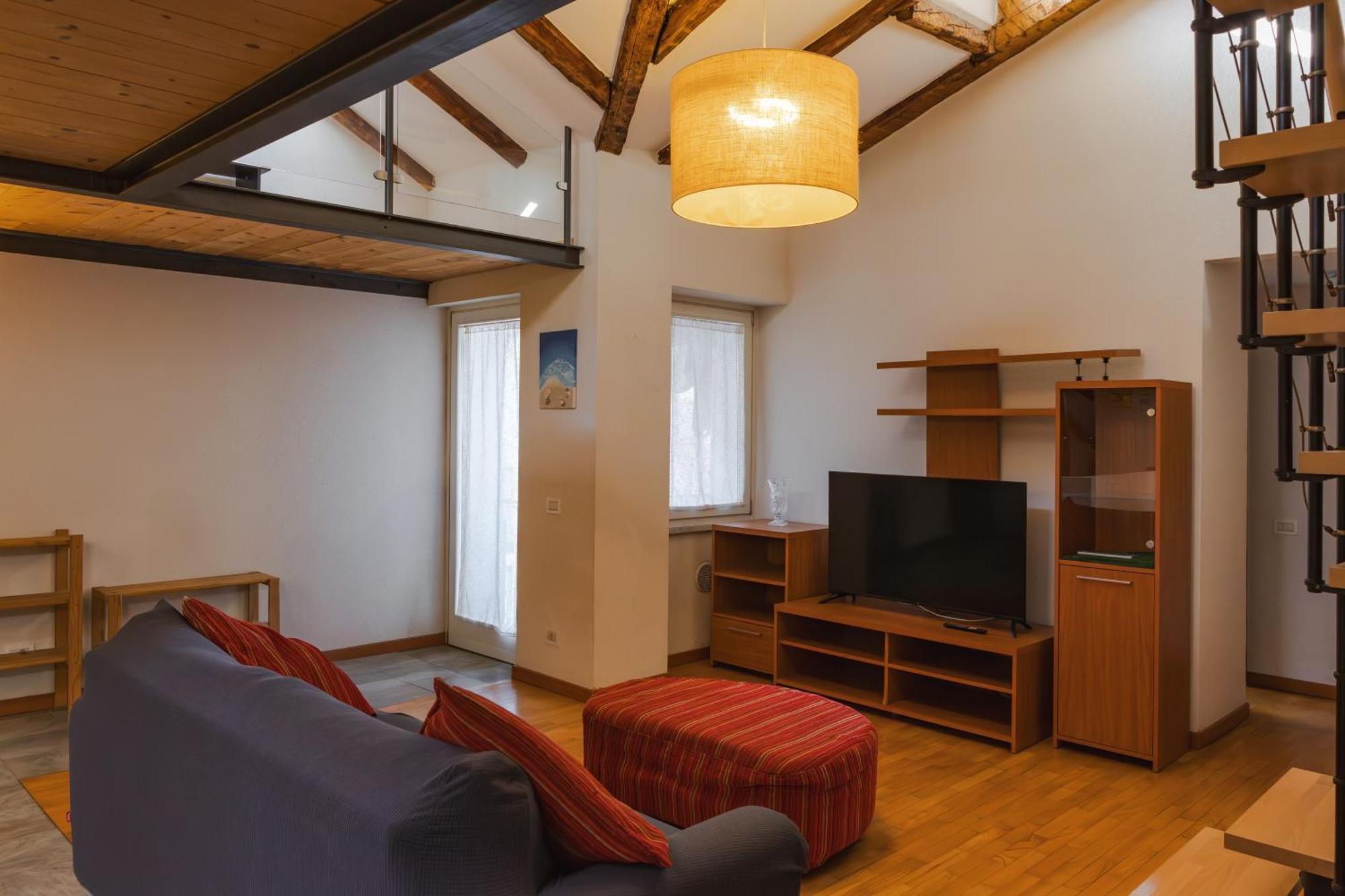 Apartament Mansarda Piazza Venezia Triest Zewnętrze zdjęcie