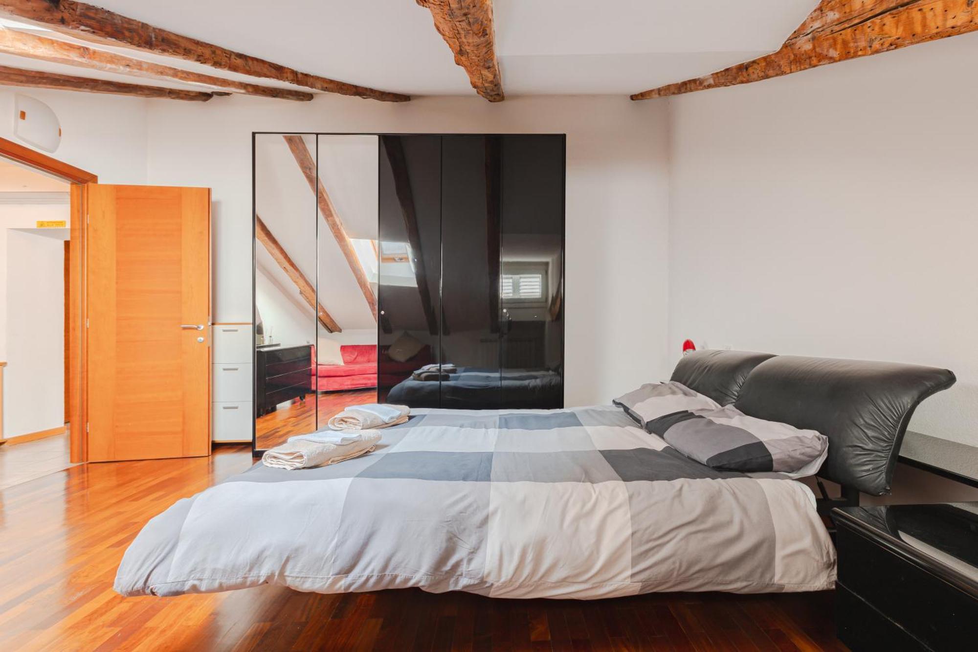 Apartament Mansarda Piazza Venezia Triest Zewnętrze zdjęcie